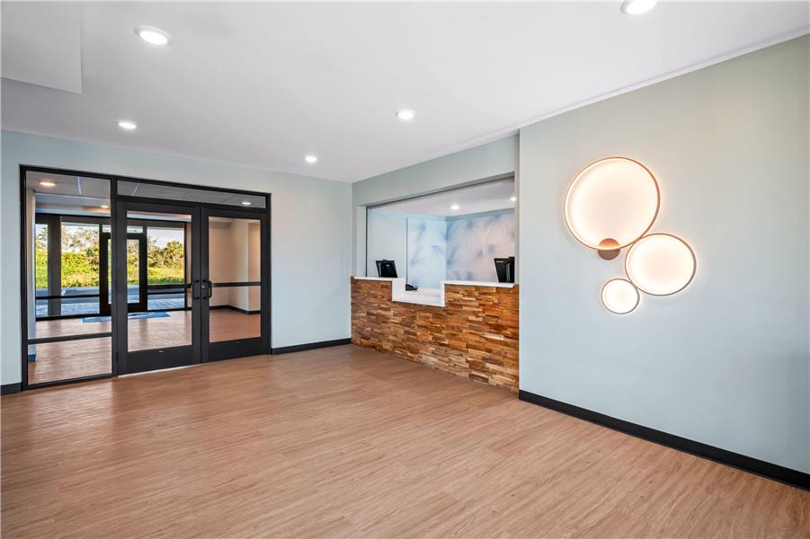 On-Site,Lobby,Reception