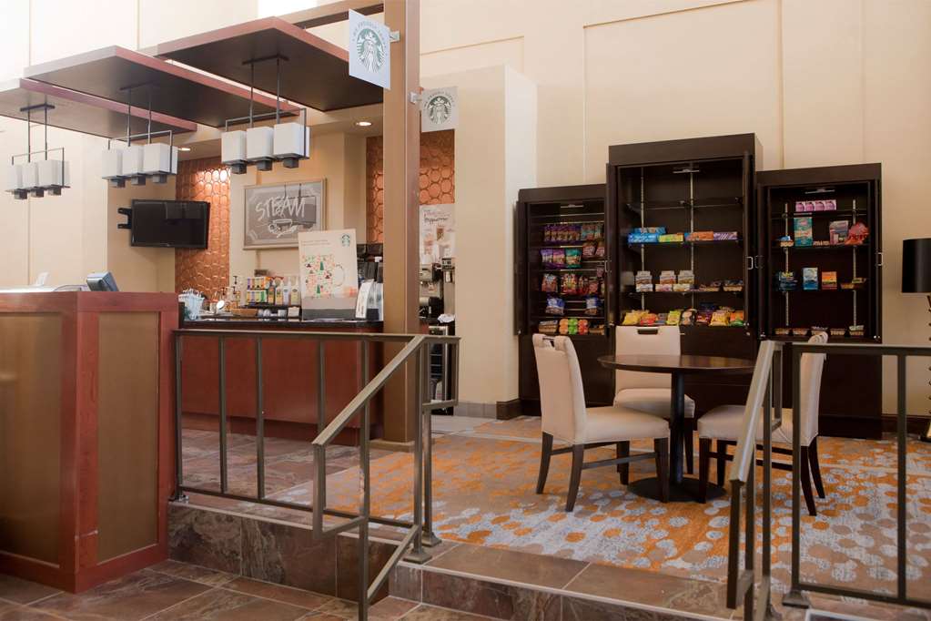 WYNDHAM MIDLAND DOWNTOWN-guestroom-Dining,Dining Area,Café,On-Site.jpg