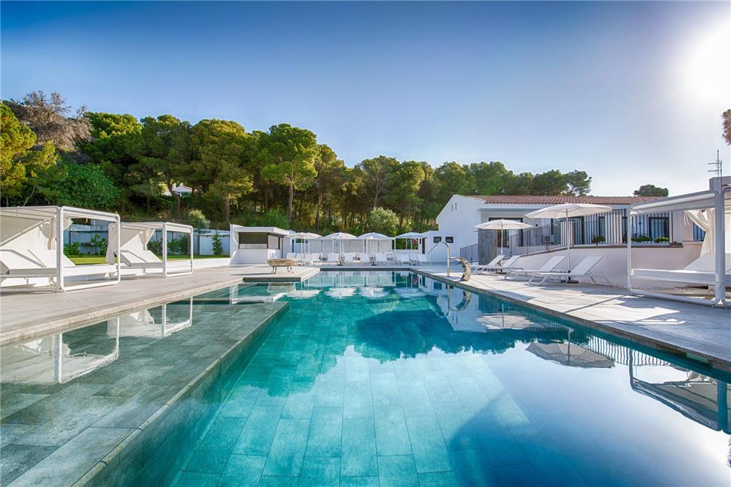 HOTEL EETU BEGUR AFFILIATED BY MELI-guestroom-Guest Room,Guest Room Amenity,Pool,Architecture,On-Site,Outdoor/Exterior,Waterfront,Exterior View of Building.jpg