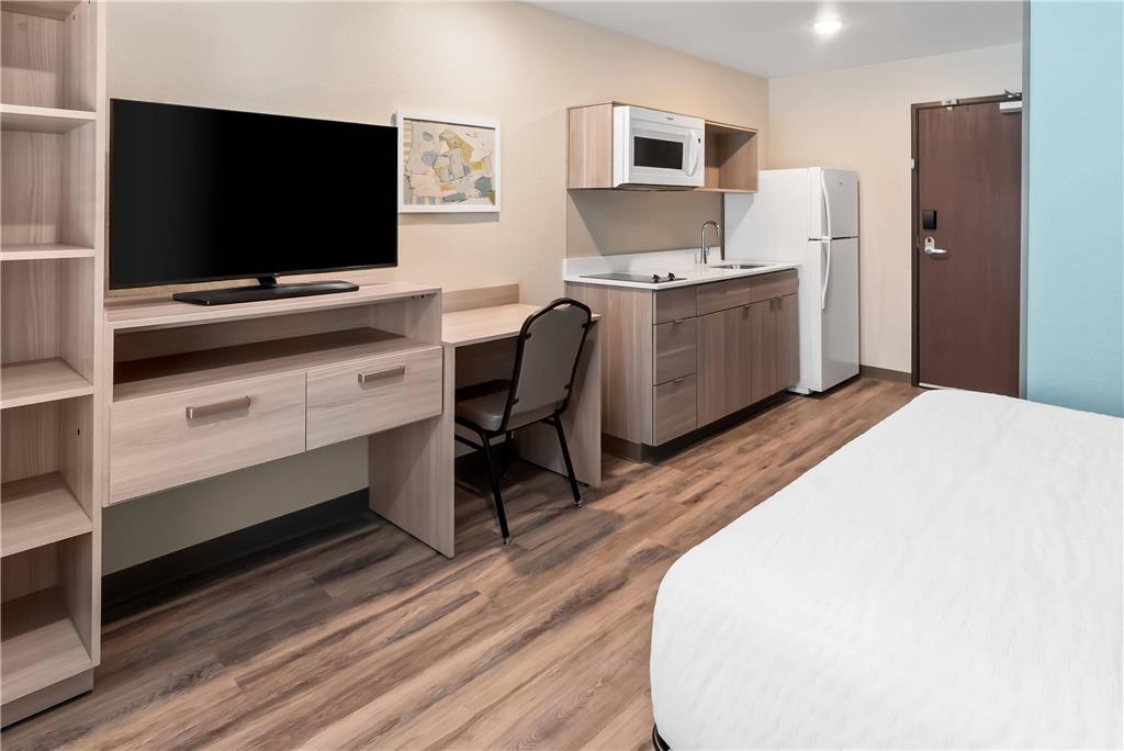 WOODSPRING SUITES GREENVILLE-SPARTA-guestroom-Guest Room,On-Site.jpg