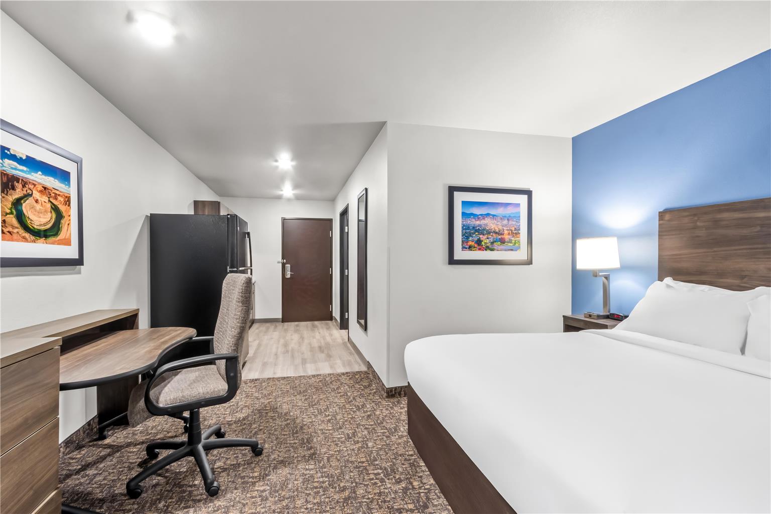 Sonesta Simply Suites Avondale-guestroom-Guest Room,On-Site.jpg