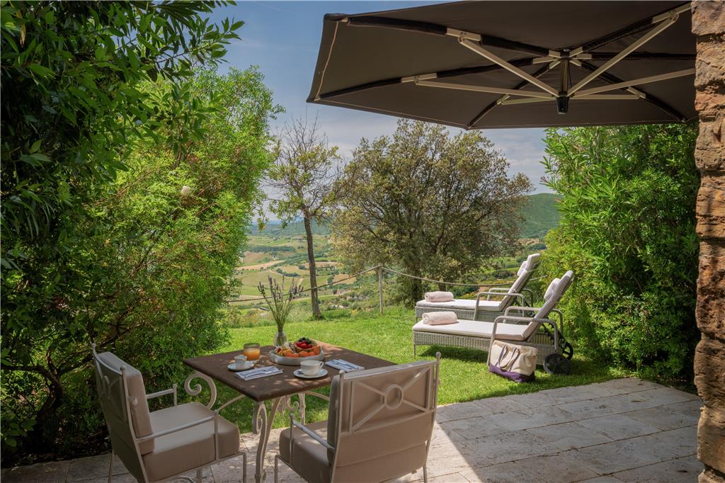 Castello di Velona Resort-guestroom-Guest Room,Guest Room Amenity,On-Site.jpg