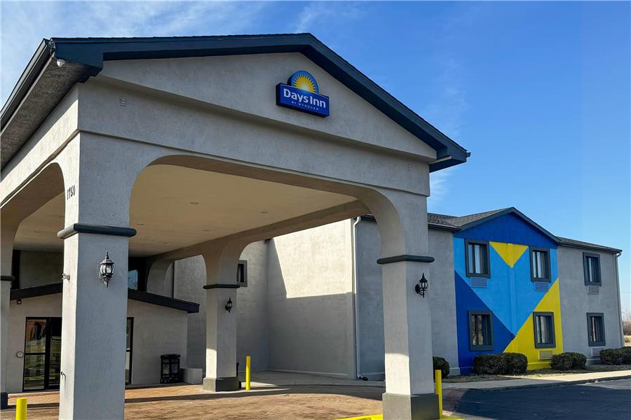 On-Site,Outdoor/Exterior,Exterior View of Building