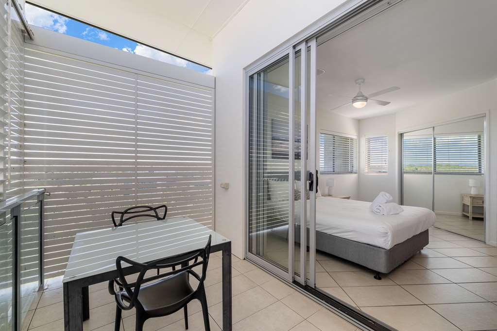 NORTH SHORE OCEANSIDE KAWANA-guestroom-Guest Room,Guest Room Amenity,On-Site.jpg