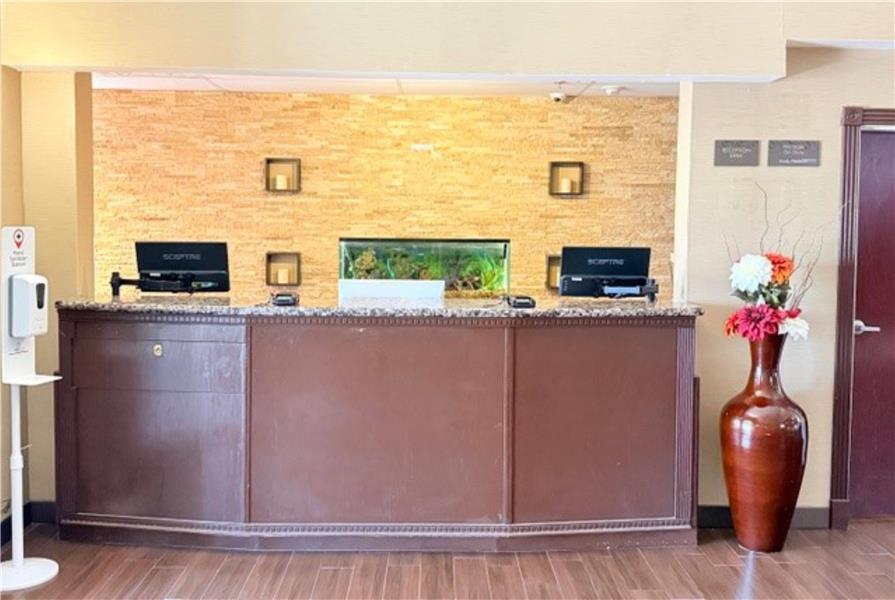 On-Site,Lobby,Reception