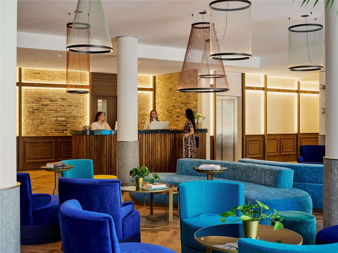 Hotel Giacomo Morra Alba