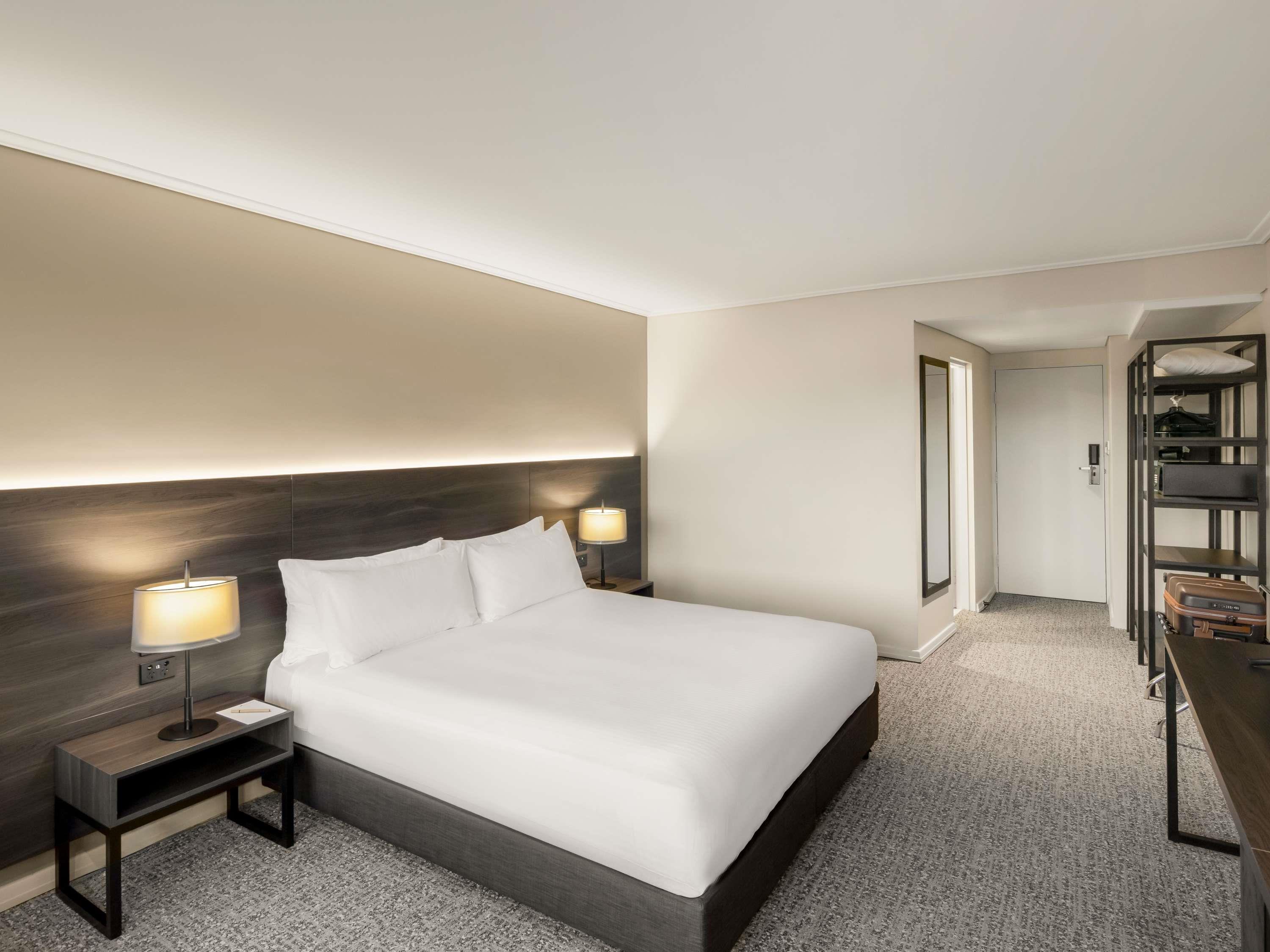 The Sydney Boulevard Hotel by Accor Room Type - Standard Room with 1 king-size bed