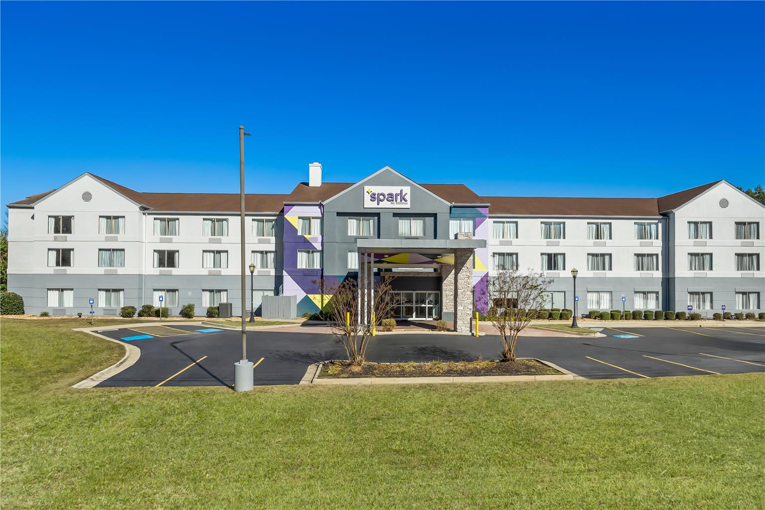 Spark by Hilton Macon North