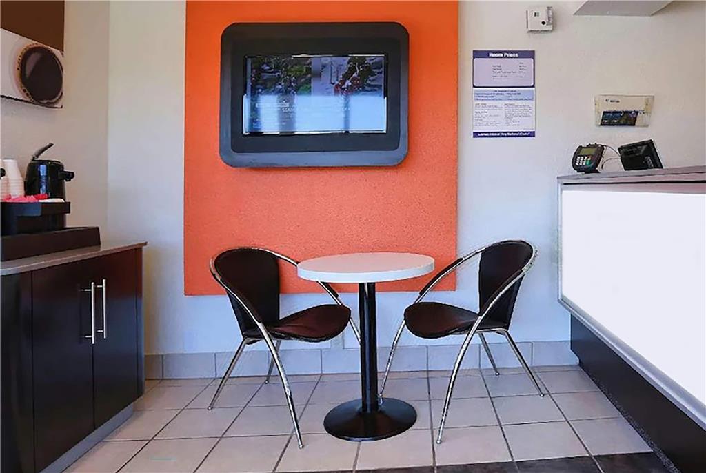 Super 8 by Wyndham Walnut Creek