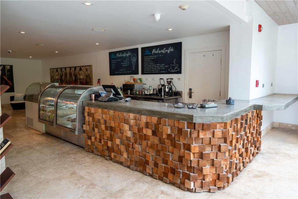 HODGES BAY RESORT AND SPA HQ LUXURY-guestroom-Dining,Dining Area,Café,On-Site.jpg