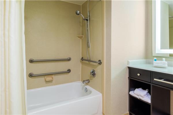 Guest Room,Bathroom,On-Site