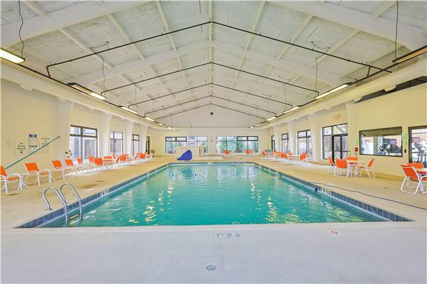 Pool,Indoor/Interior,On-Site,Property Amenity,Recreation