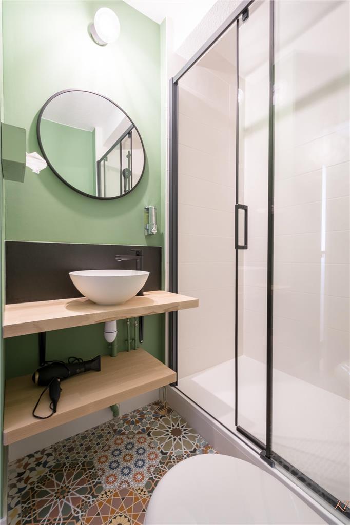 LE BEAUJOIRE NANTES-guestroom-Guest Room,Bathroom,On-Site.jpg