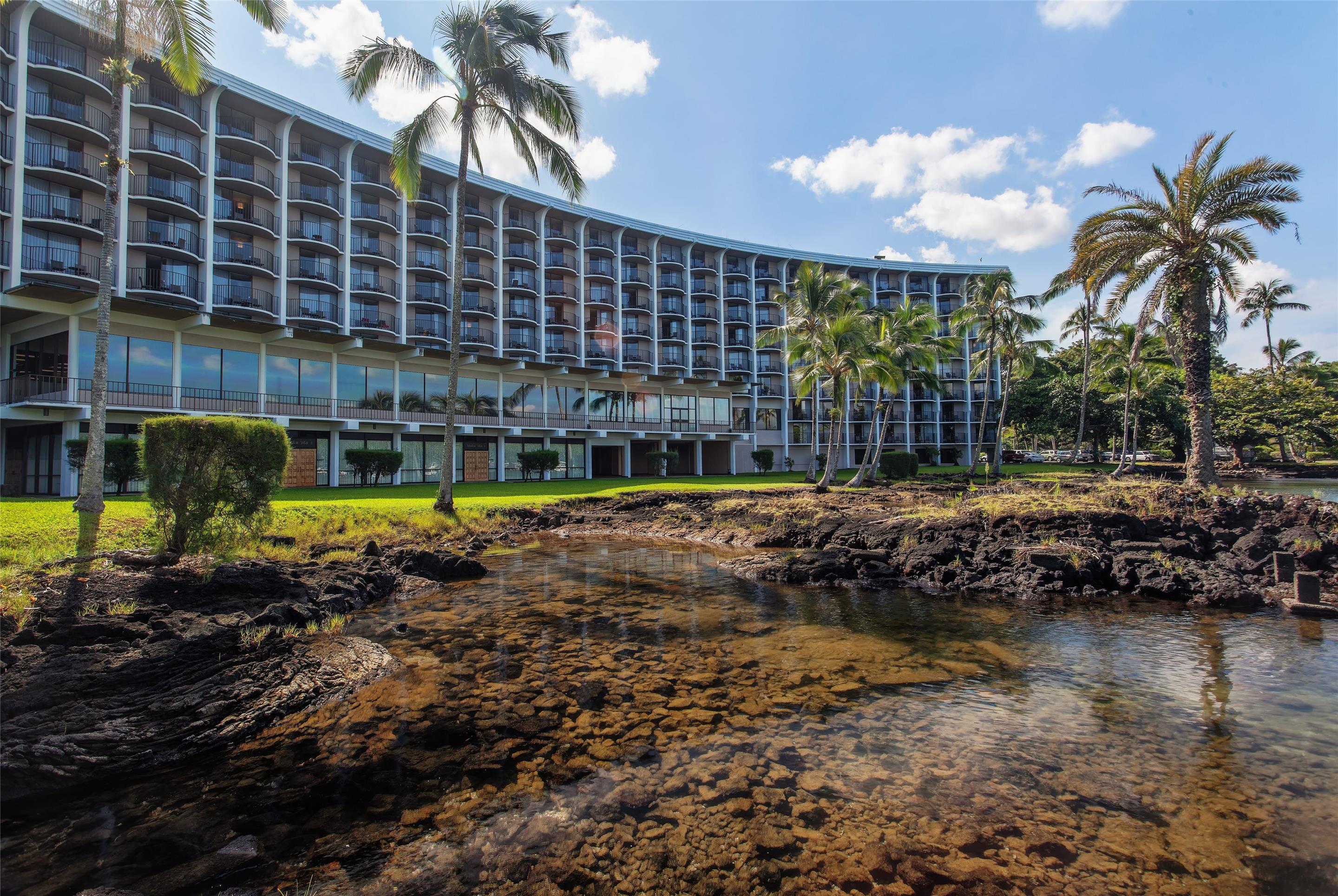 Exterior | Hilo Hawaiian Hotel, Trademark Collection by Wyndham