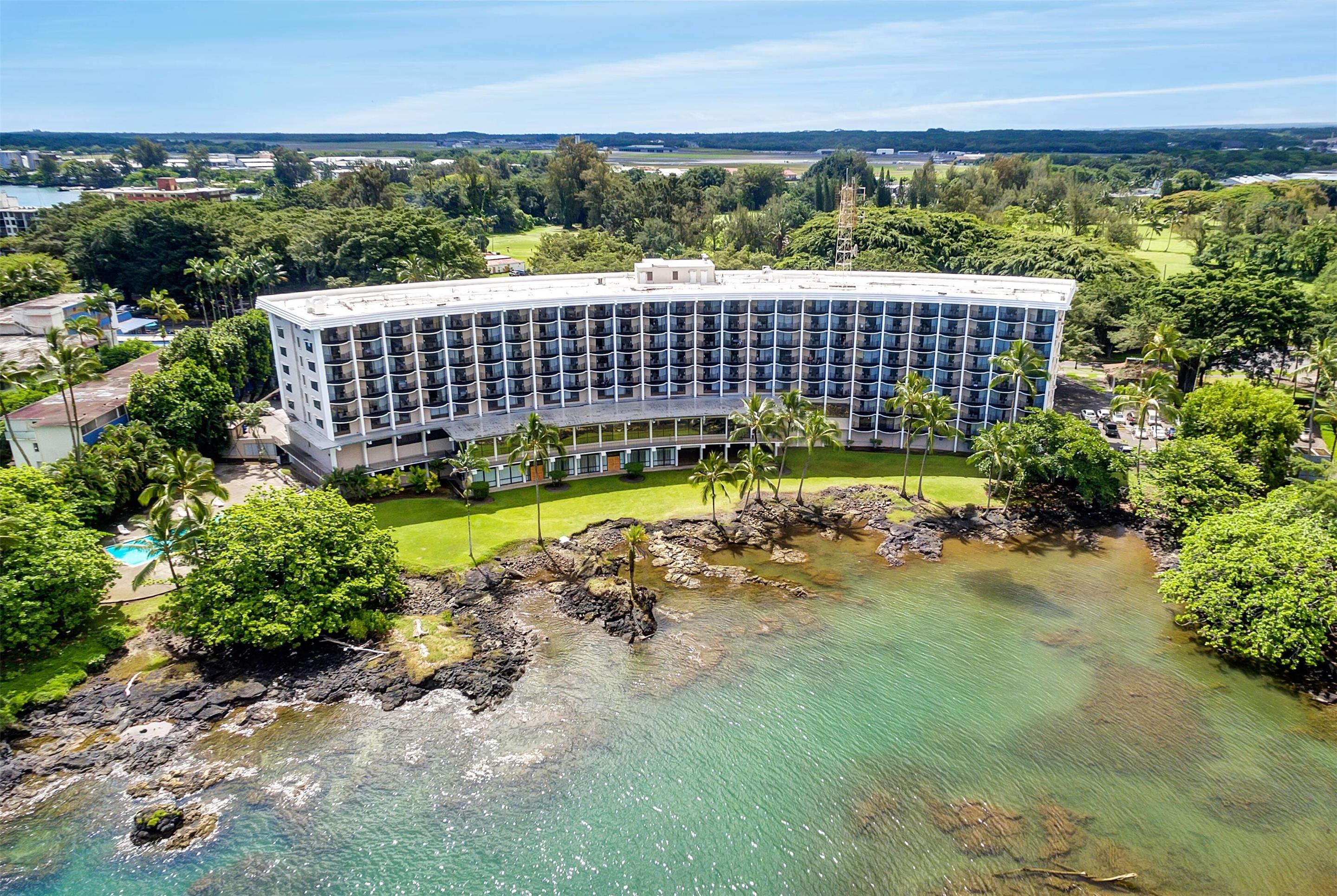 Exterior | Hilo Hawaiian Hotel, Trademark Collection by Wyndham