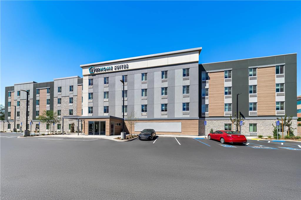 Everhome Suites San Bernardino Loma