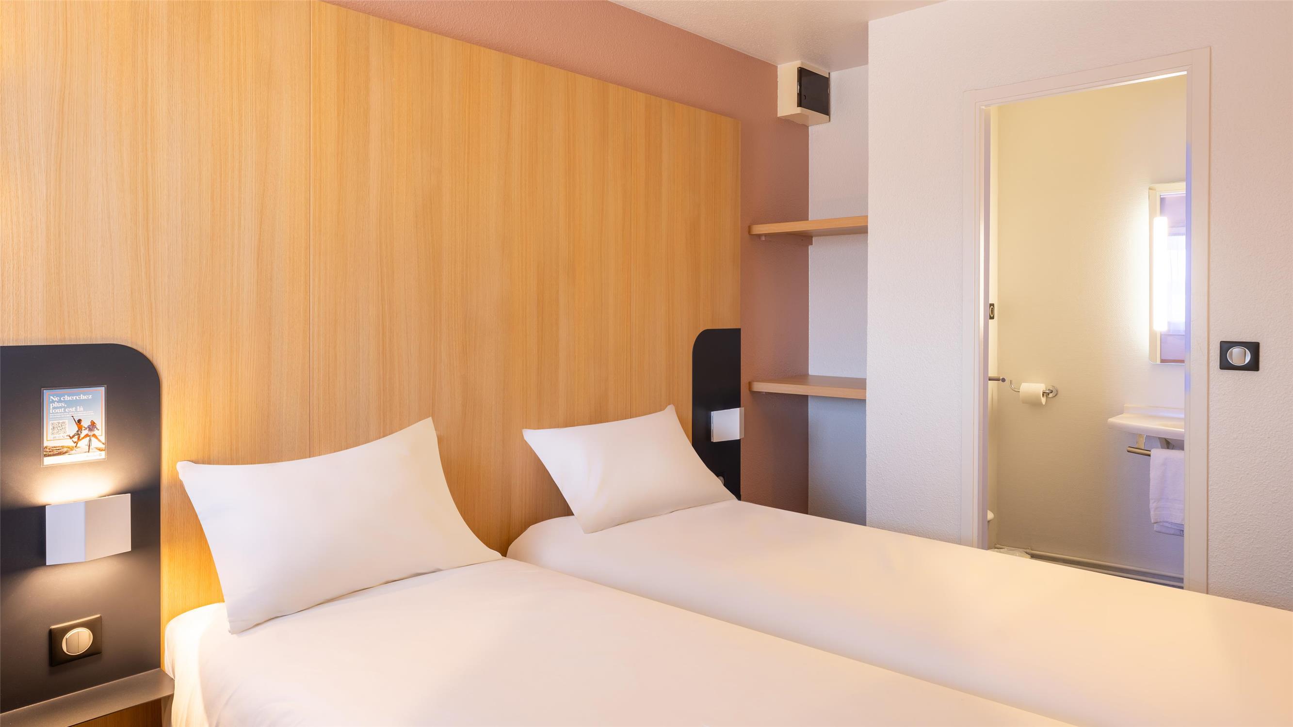 KYRIAD ECO - LORIENT LANESTER - Chambres / Logements