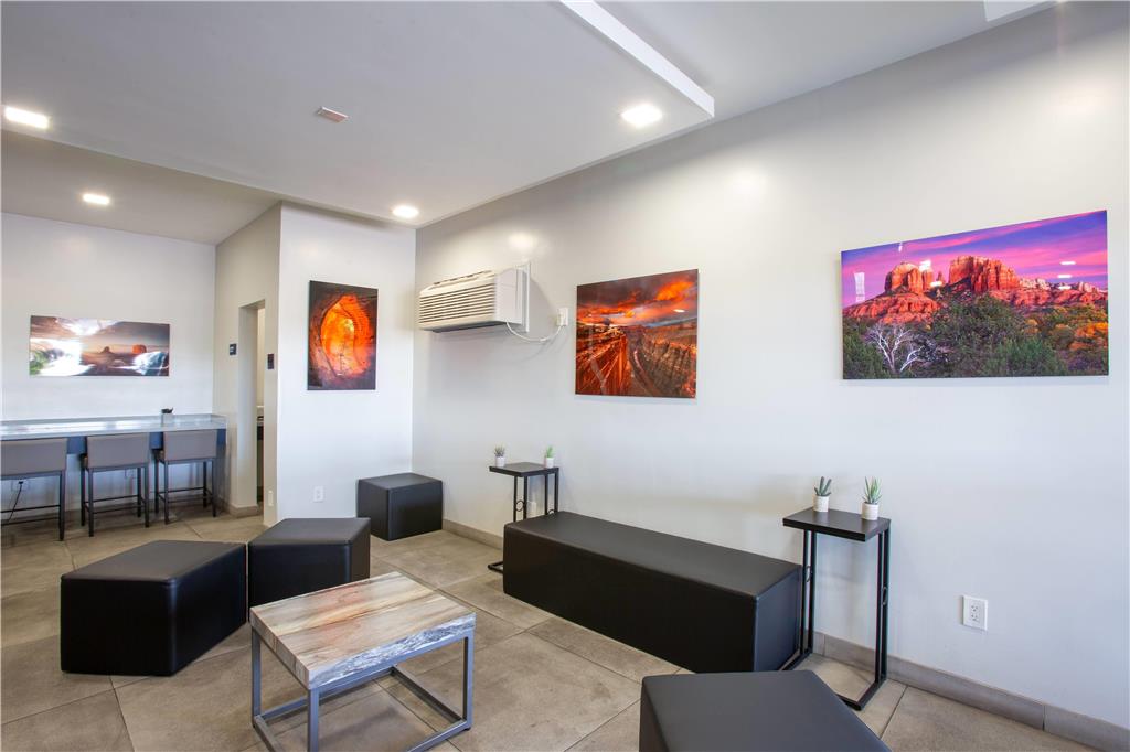 HOTEL ELEV8 FLAGSTAFF TRDMRK-guestroom-Sitting area,On-Site.jpg
