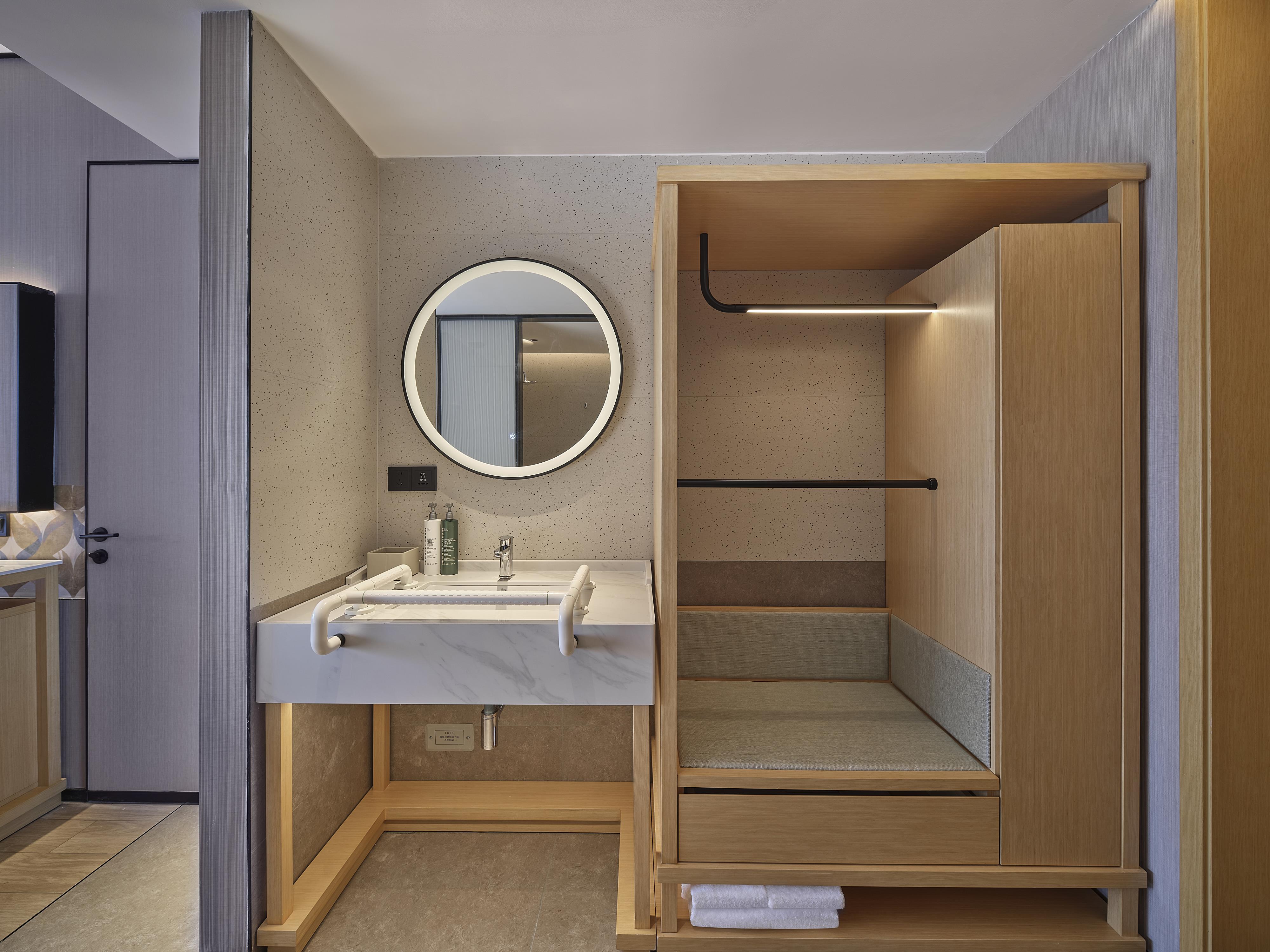 Hilton Garden Inn Quzhou - Tap to explore photos