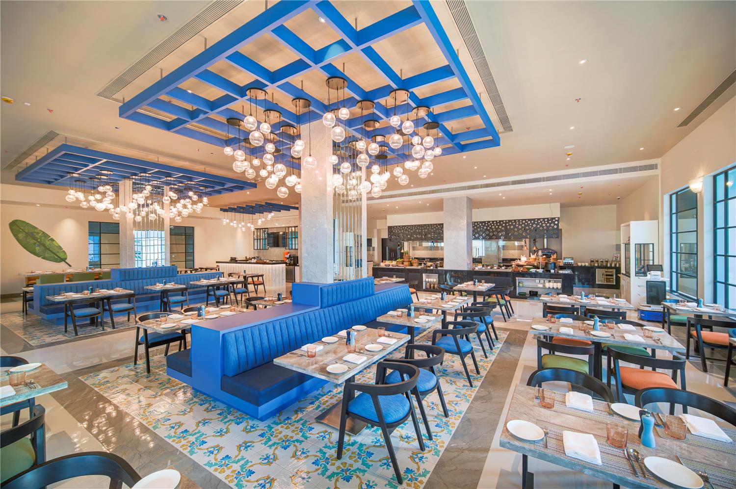 HOTEL SAROVAR PORTICO SRIPERUMBUDUR CHENNAI - Restaurant