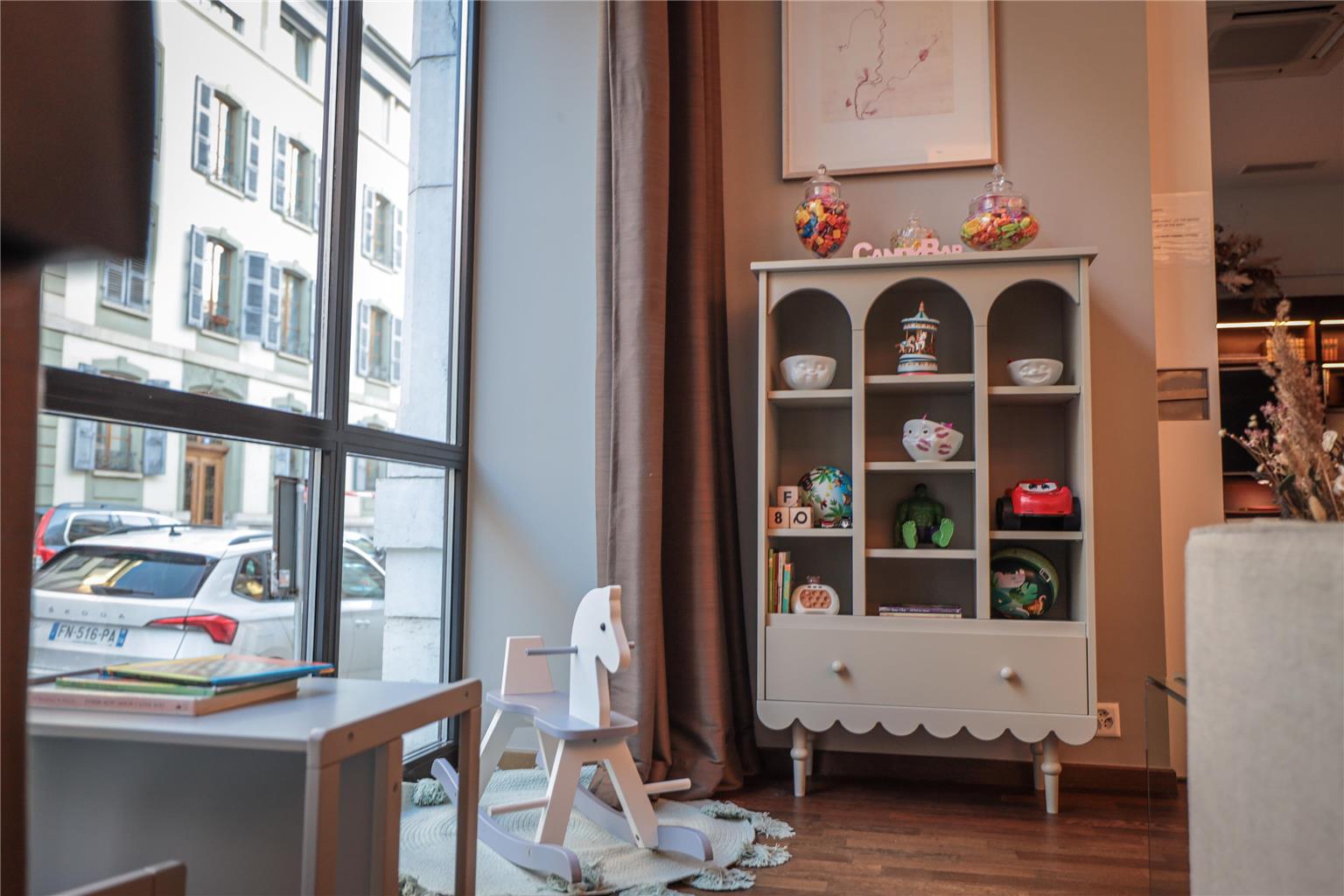 SWISS LUXURY APARTMENTS - Photo 25