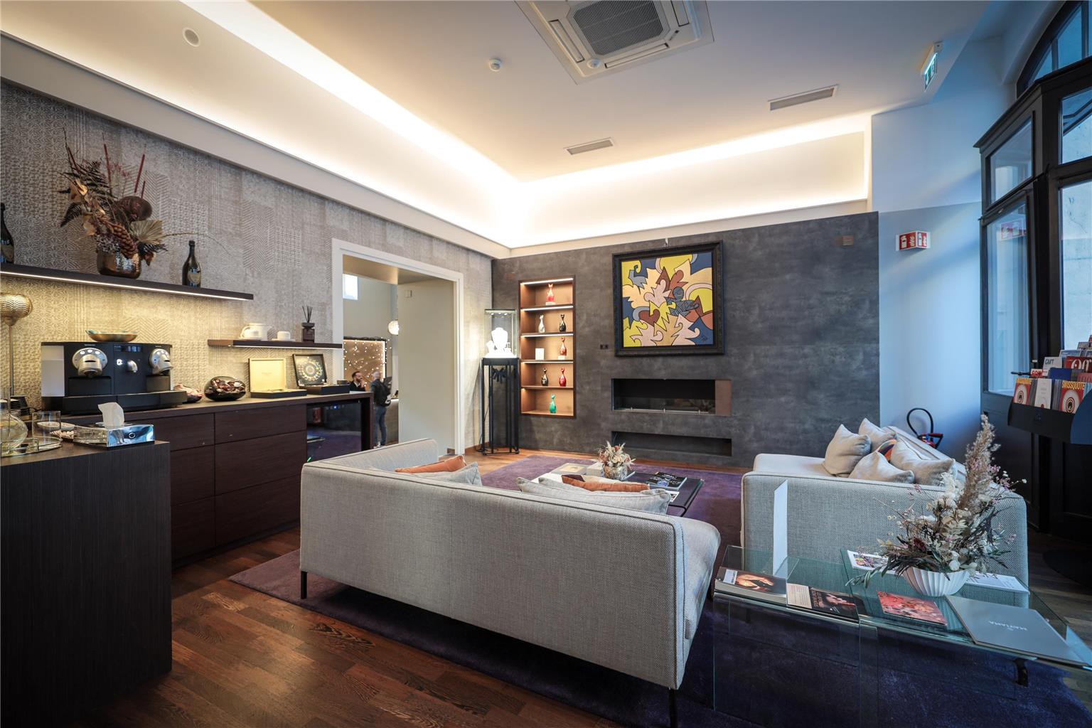 SWISS LUXURY APARTMENTS - Photo 34