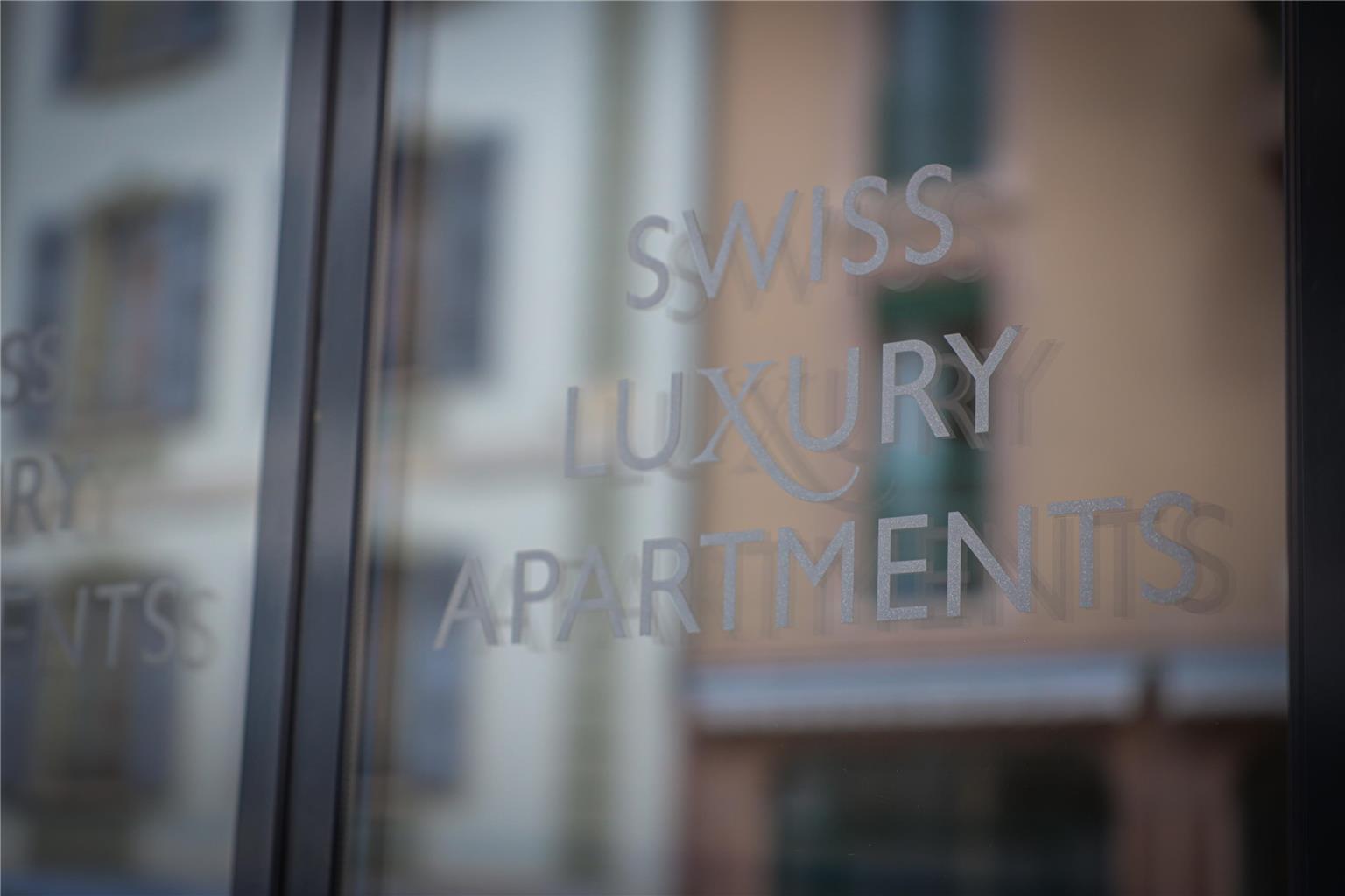 SWISS LUXURY APARTMENTS - Photo 40