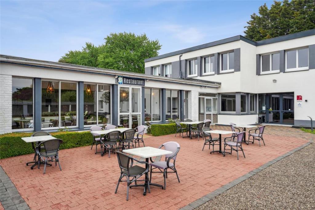Hotel Restaurant Les Cedres