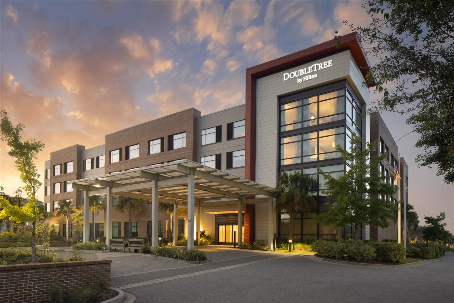 DoubleTree by Hilton Charleston