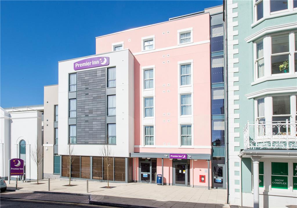 Premier Inn Tenby Town Centre
