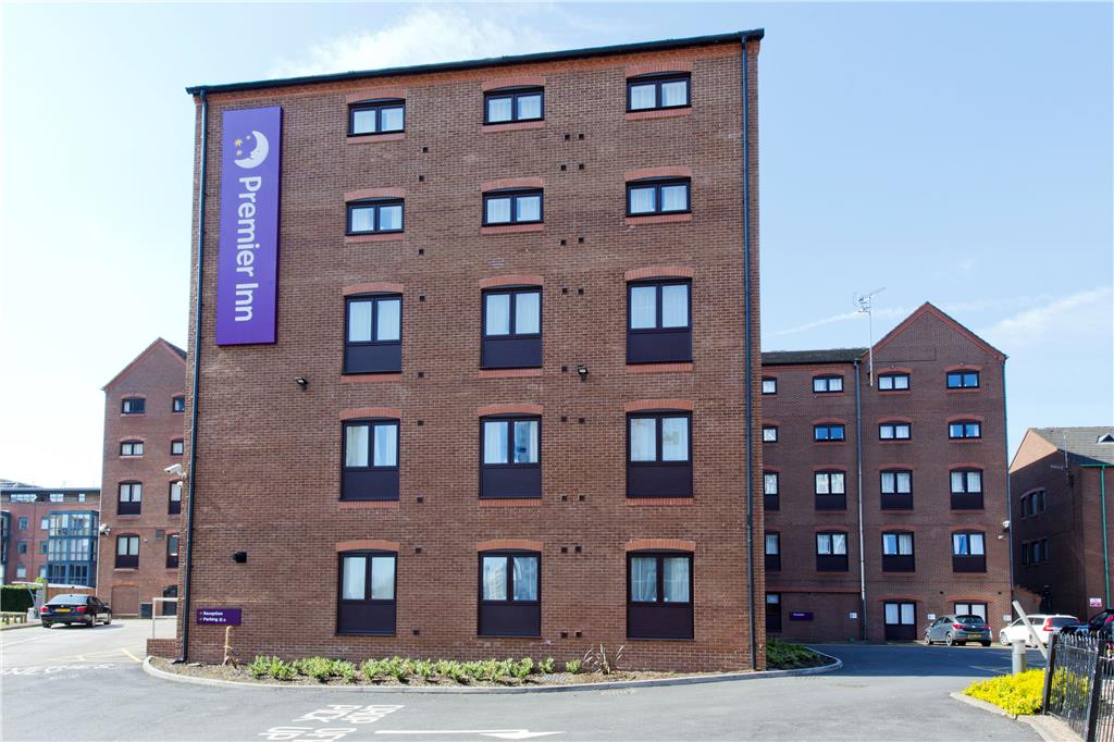 Premier Inn Bham Broad St (Canal Side)