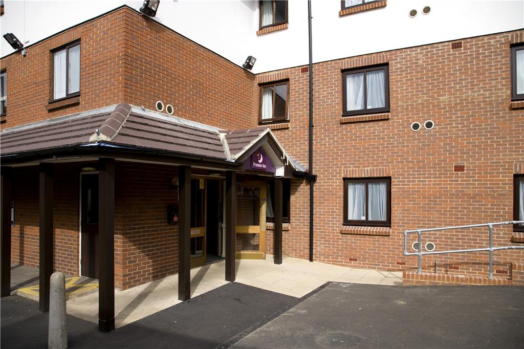 Premier Inn London Hayes Heathrow(North)
