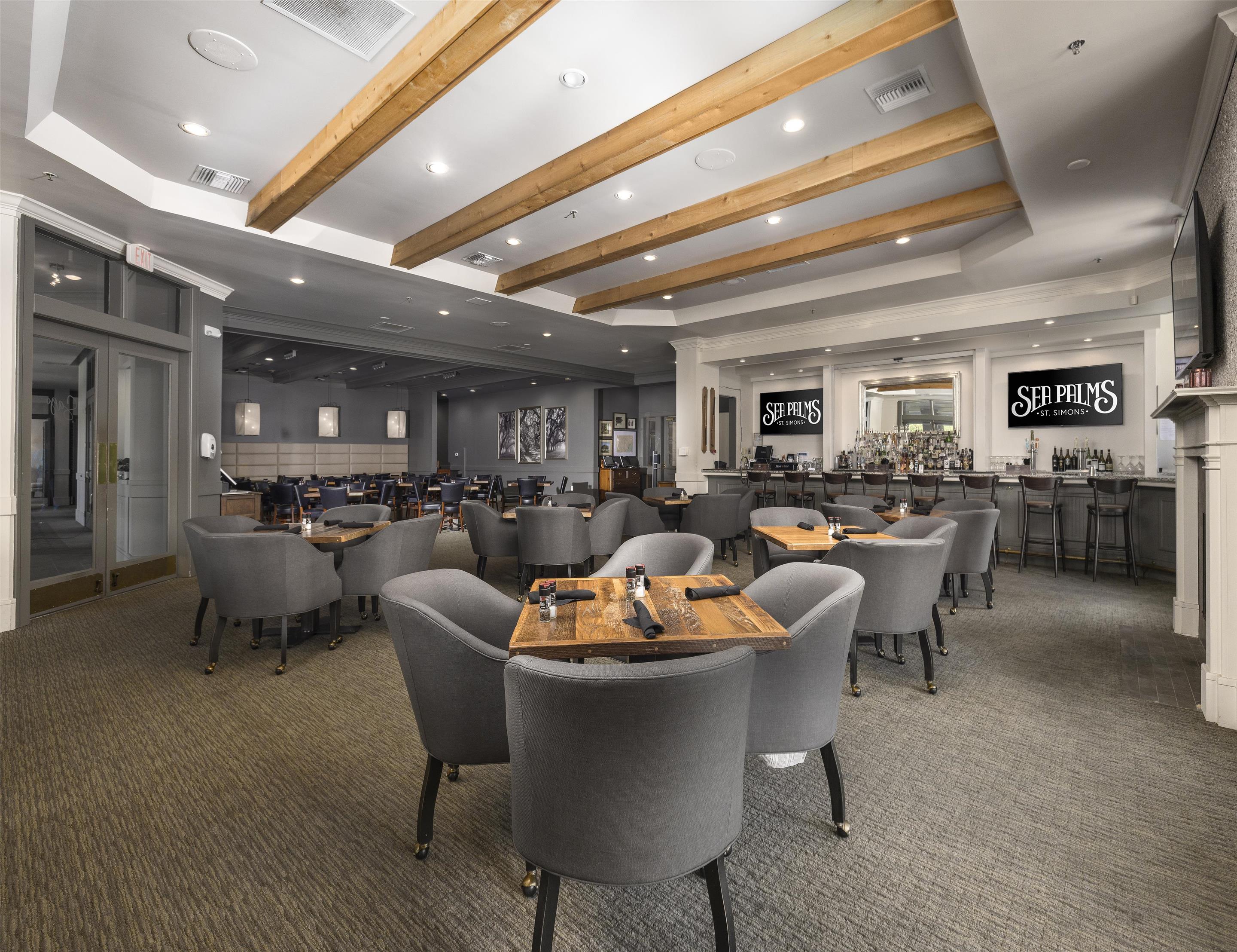 Restaurant | Sea Palms Resort