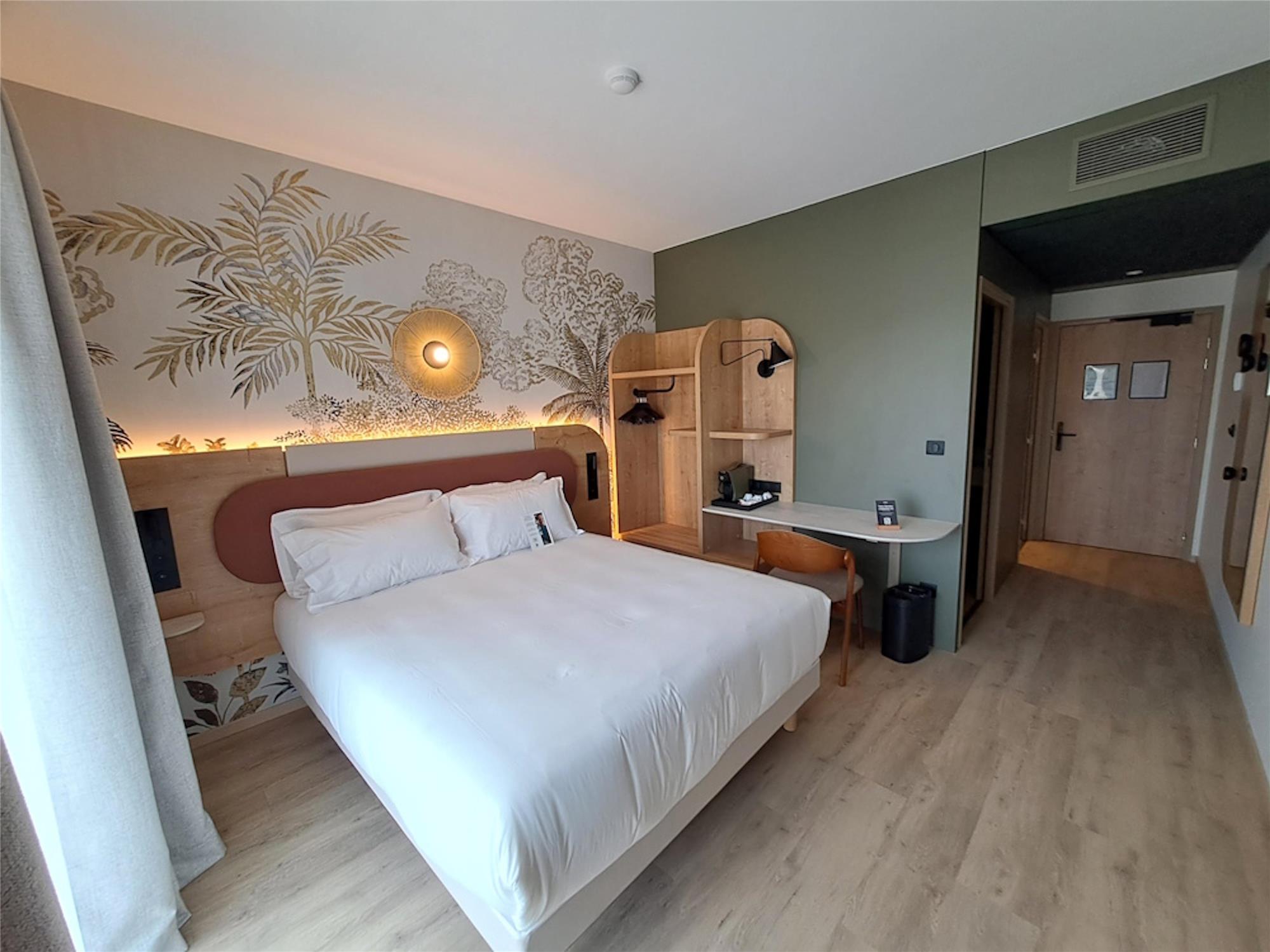 HOTEL KYRIAD PRESTIGE - PIERRELATTE - Chambres / Logements