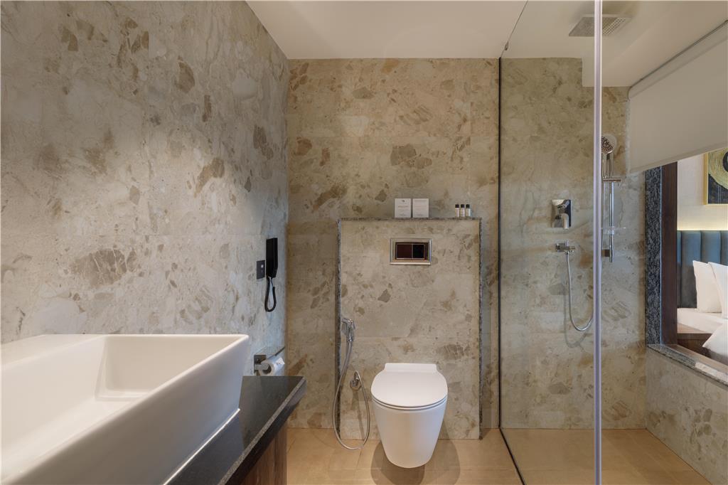 ROYAL TULIP KATHMANDU-guestroom-Guest Room,Bathroom,On-Site.jpg
