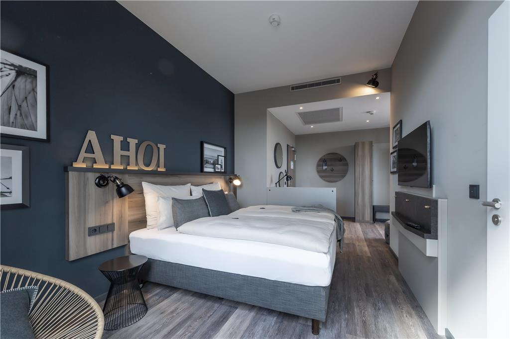 HARBR. HOTEL LUDWIGSBURG , A MEMBER-guestroom-Guest Room,On-Site.jpg