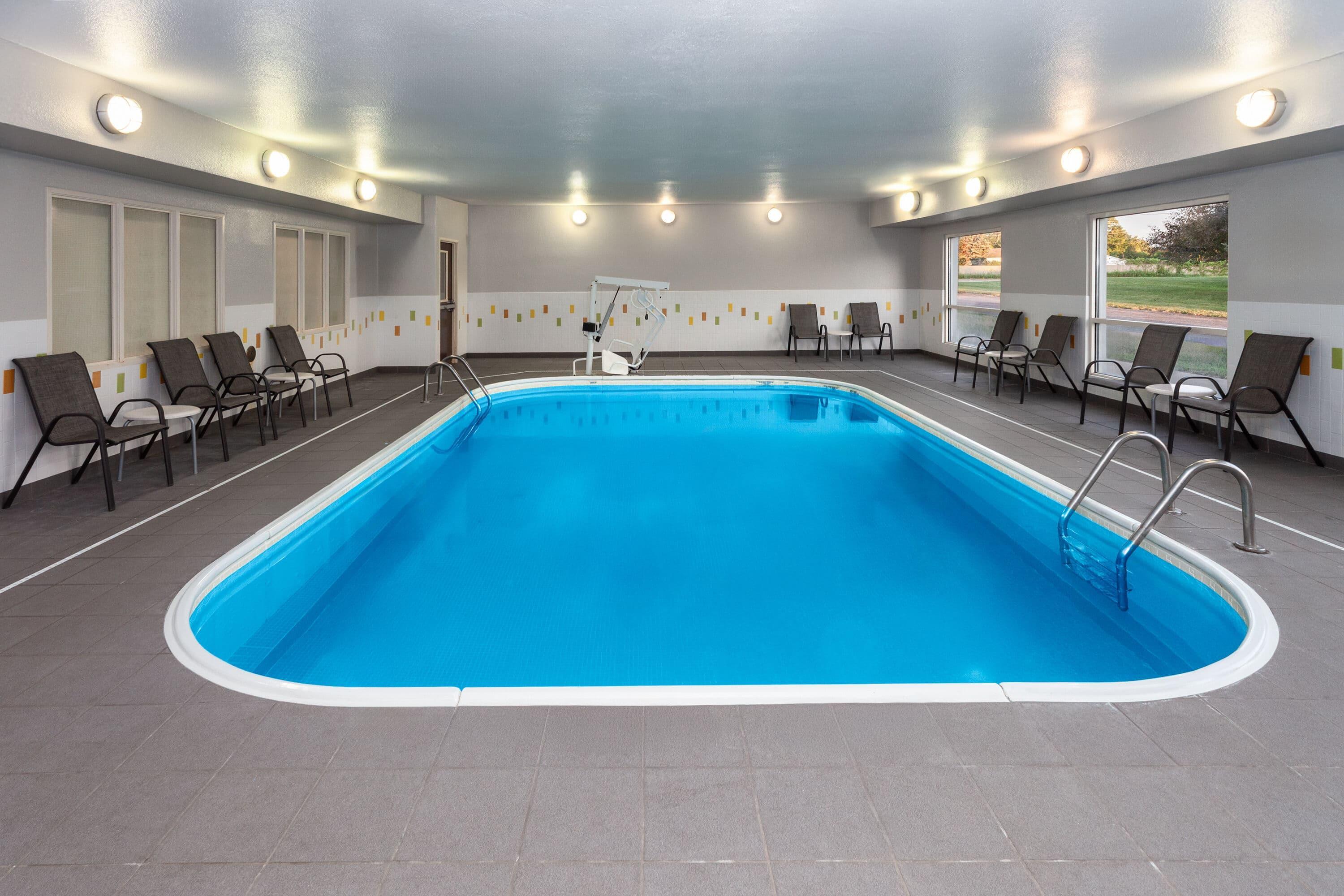 Pool - indoor