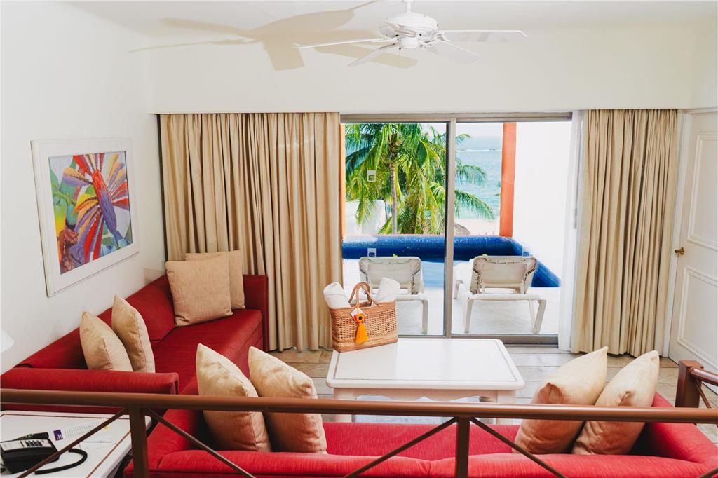 CAMINO REAL ZAASHILA HUATULCO-guestroom-Guest Room,Suite,On-Site.jpg