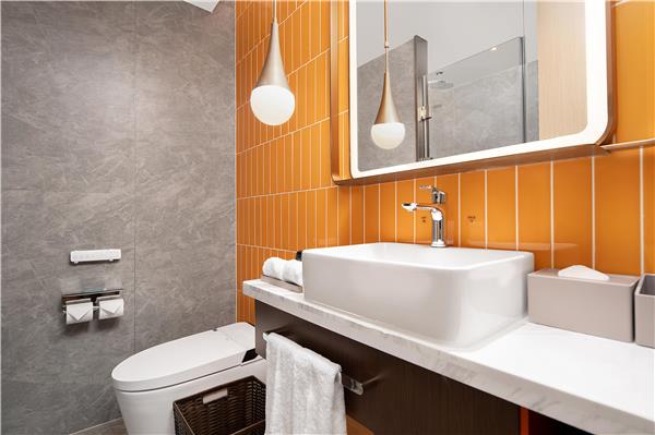 Guest Room,Bathroom,On-Site