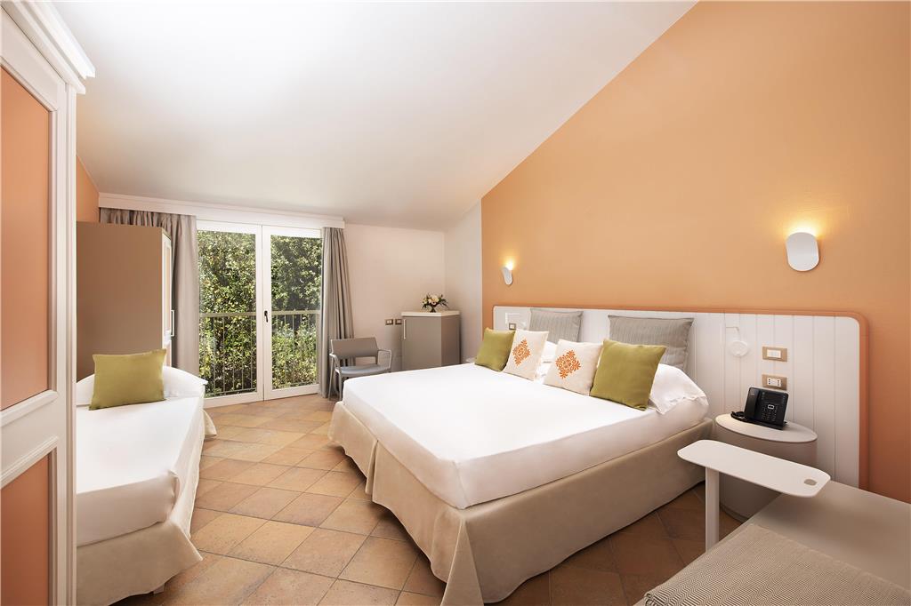 CHIA LAGUNA HOTEL VILLAGE-guestroom-Guest Room,On-Site.jpg