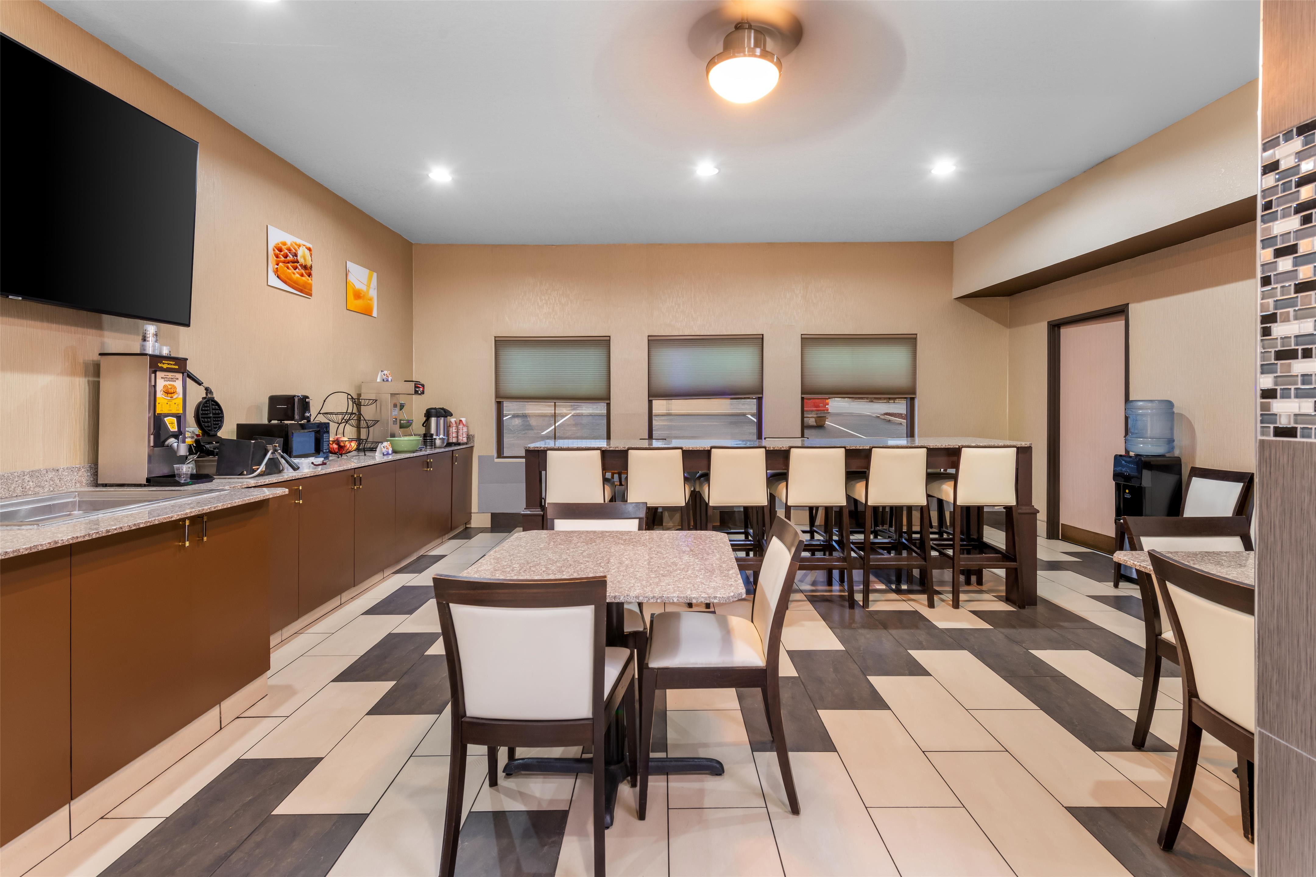 MO BreakfastArea