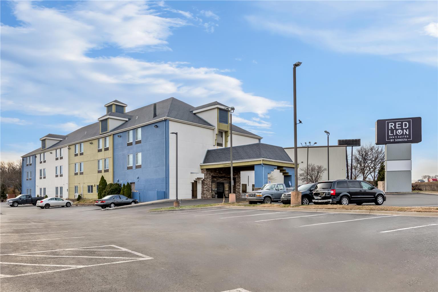 StaySure Inn Blue Springs
