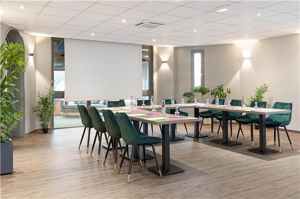 On-Site,Business/Events,Meeting Room