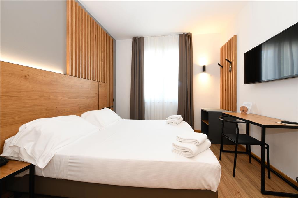 Best Western Hotel Arya-guestroom-Guest Room,On-Site.jpg