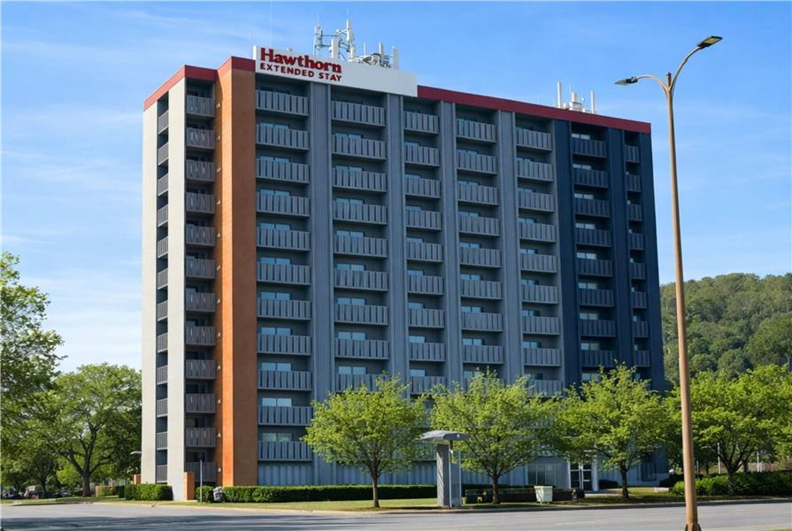 Exterior of HAWTHORN FAYETTEVILLE