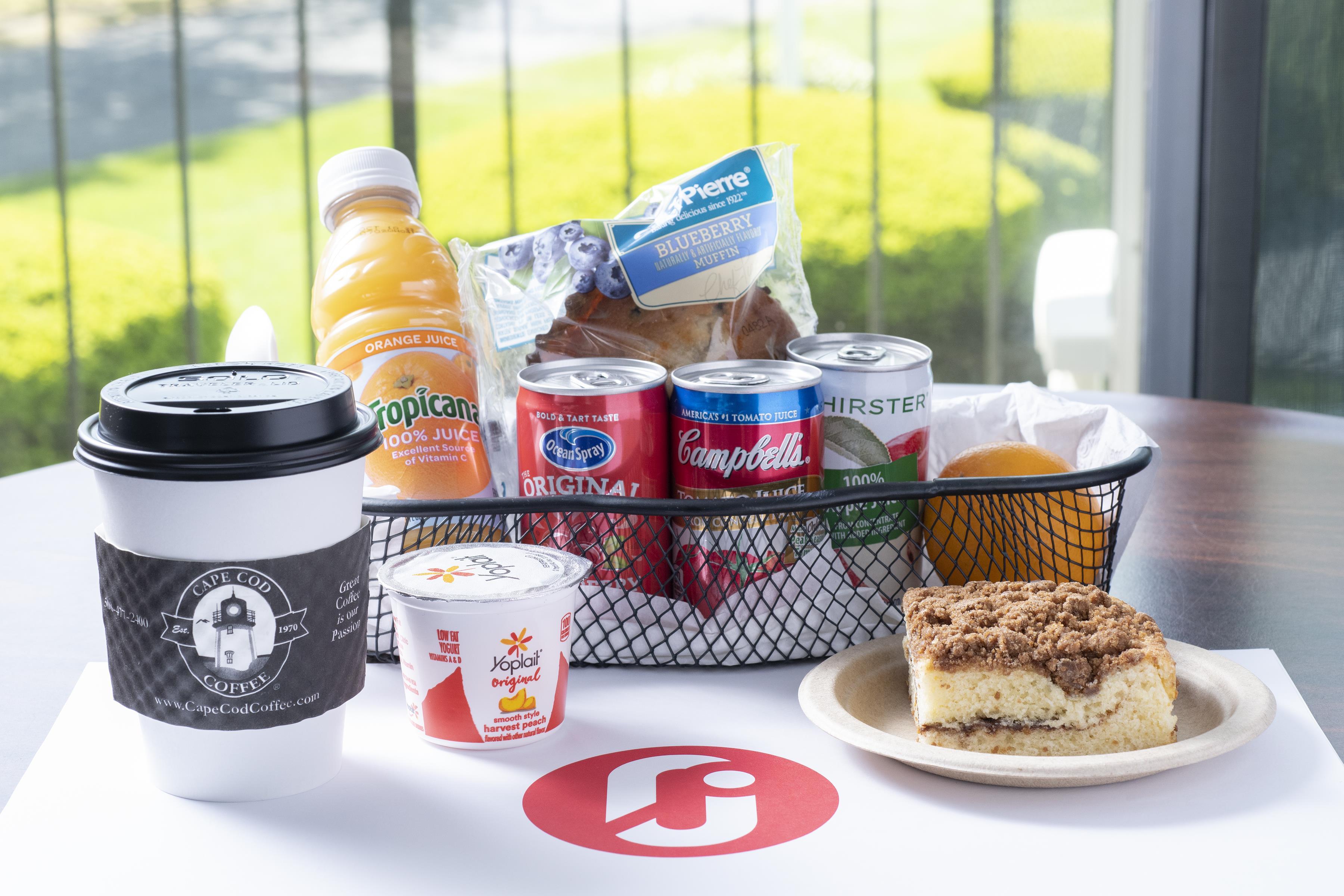 Continental Breakfast | Blue Rock Resort