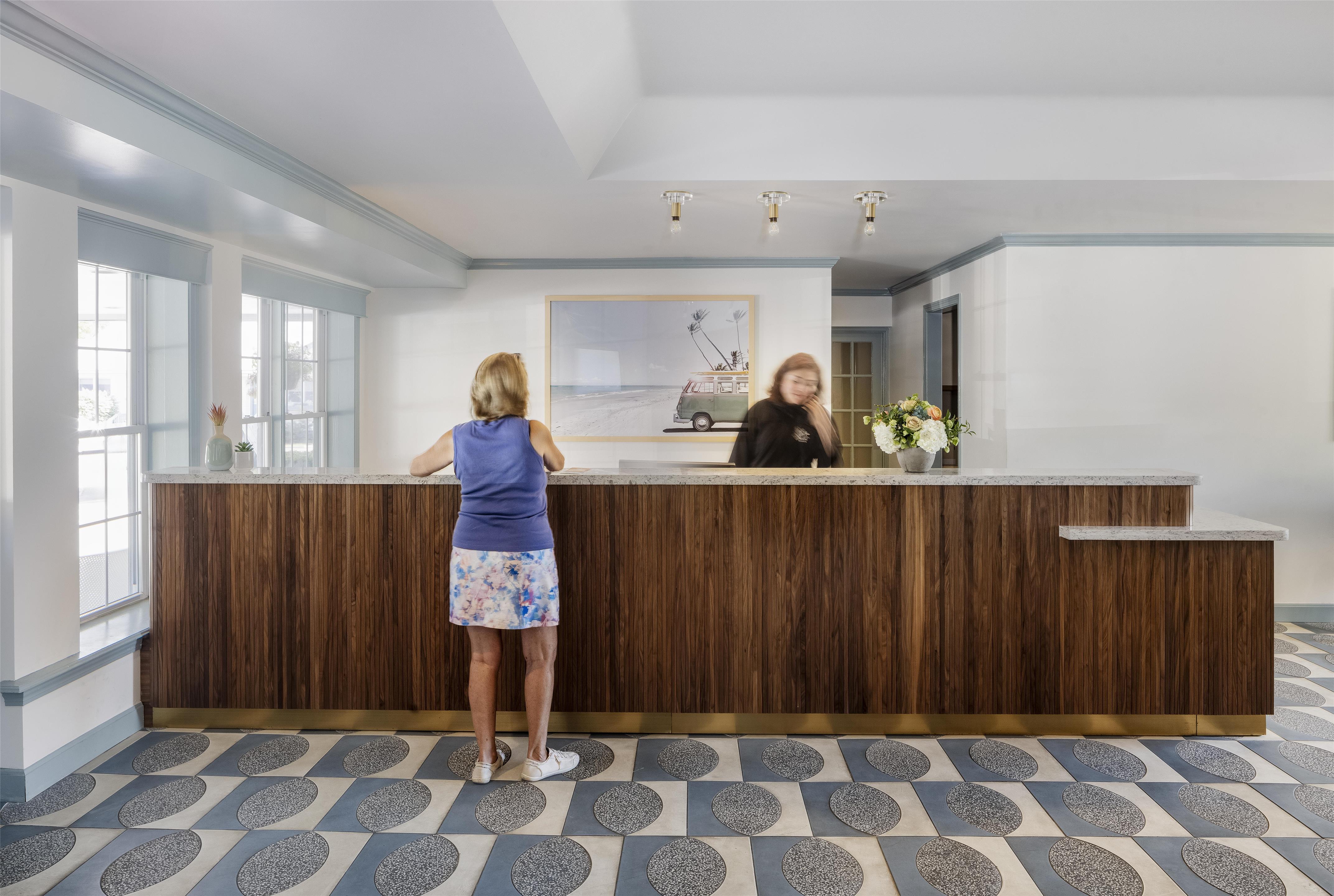 Front Desk | Blue Water Resort