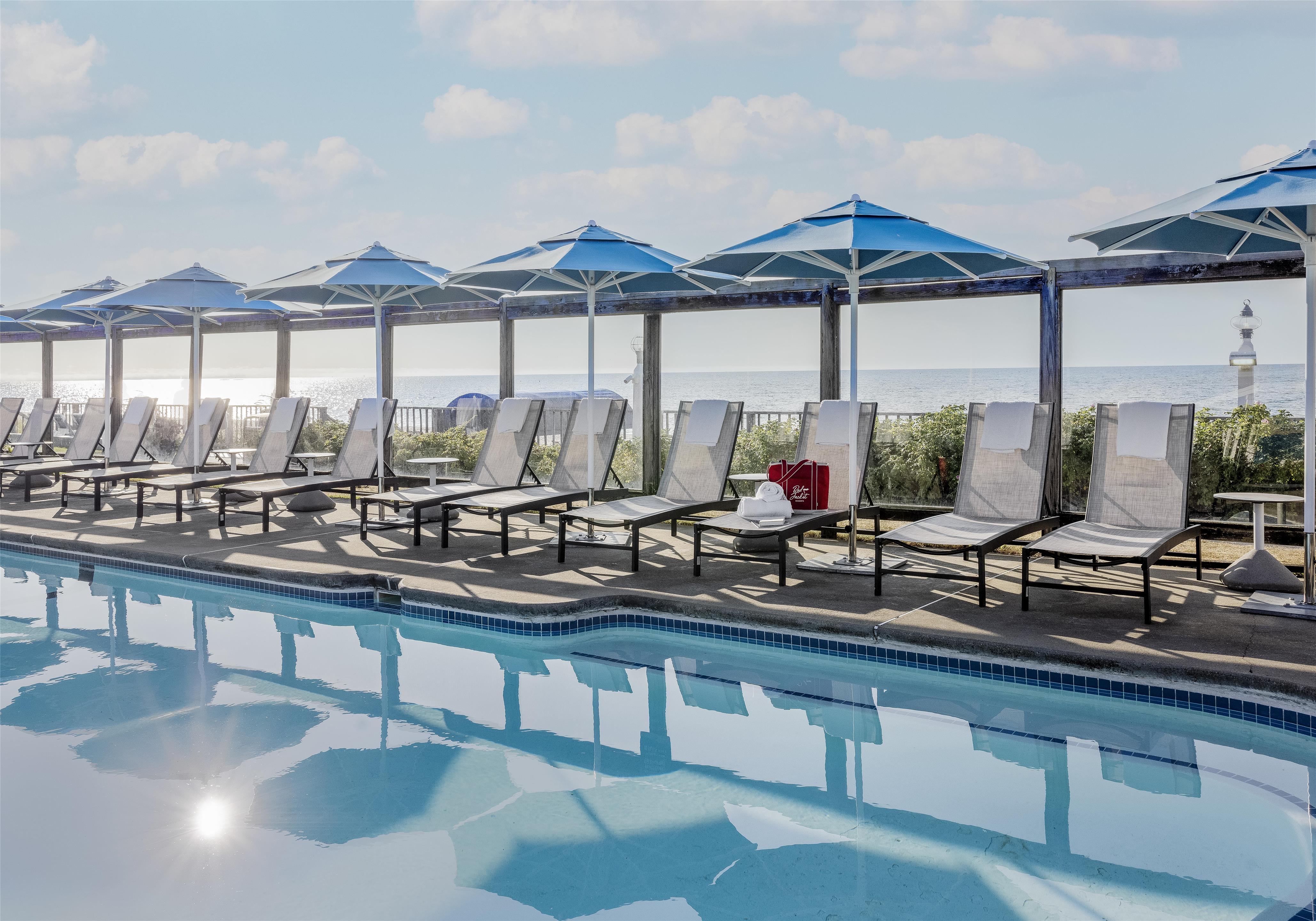 Beachfront Pool | Blue Water Resort