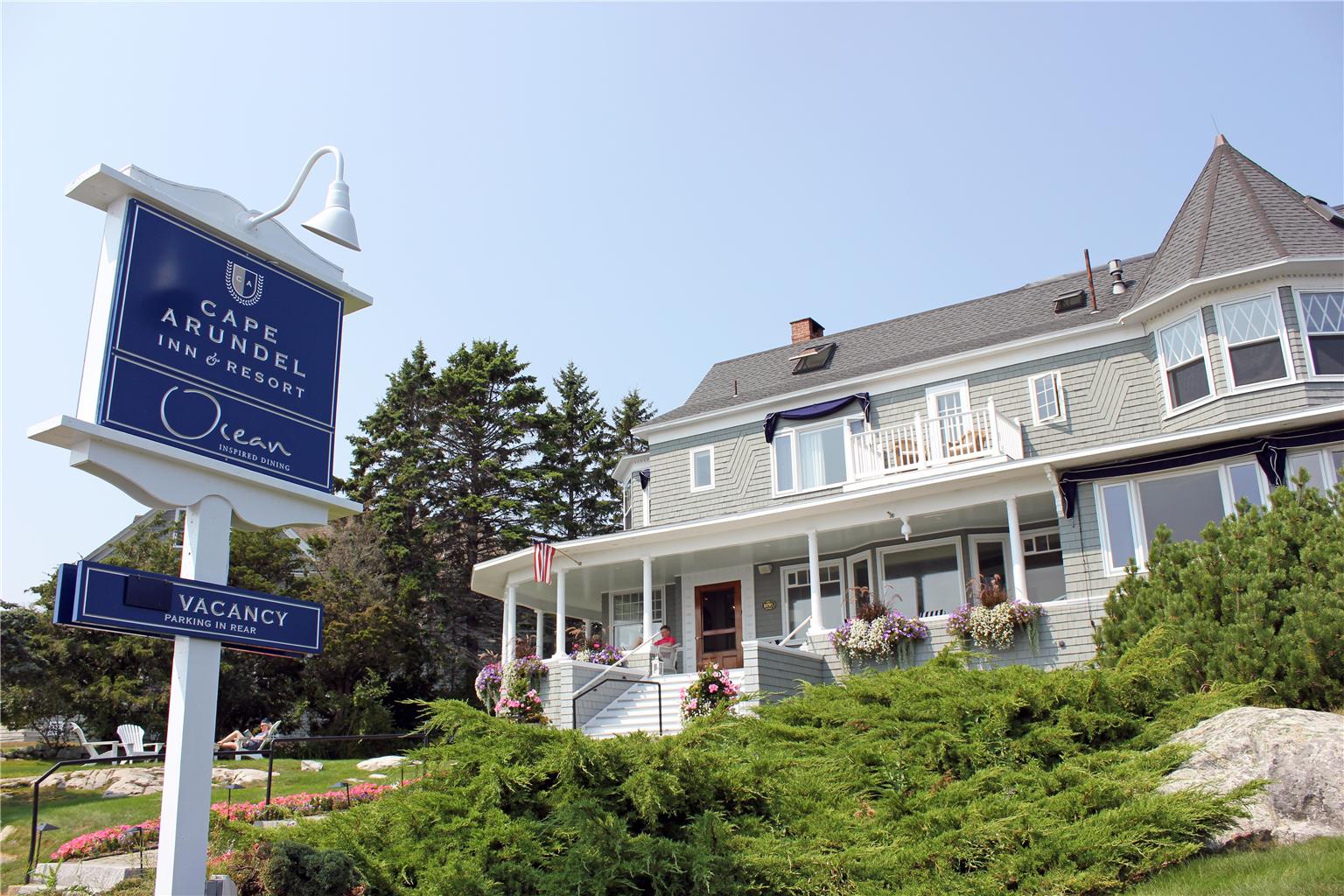 Cape Arundel Inn & Resort