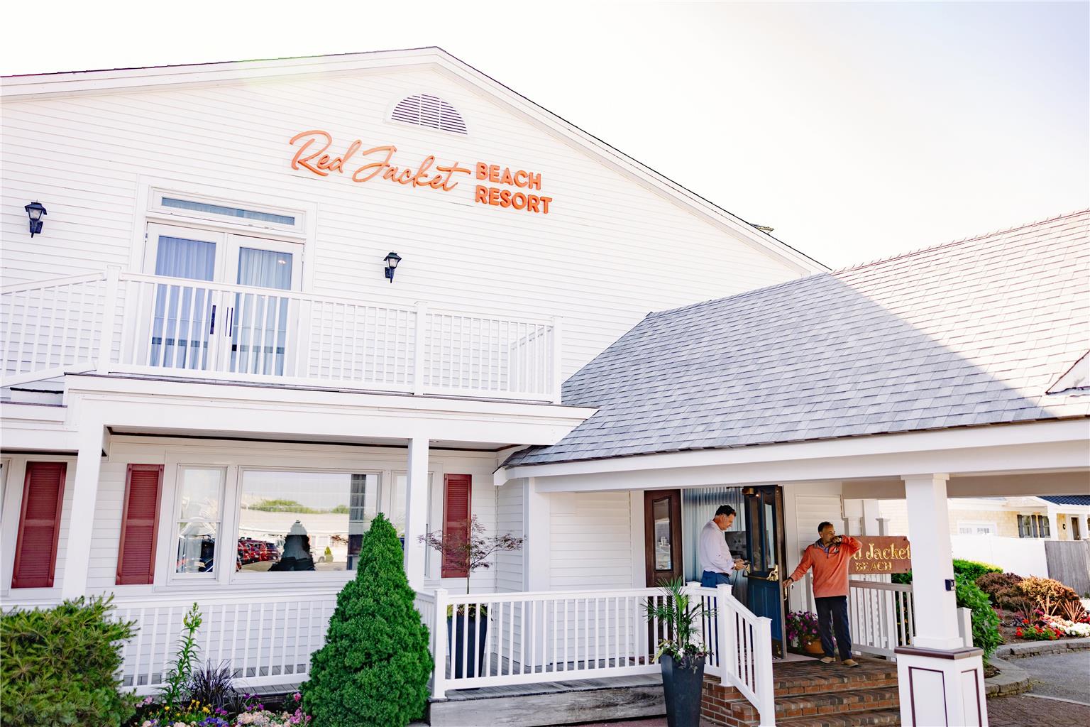 Red Jacket Beach Resort